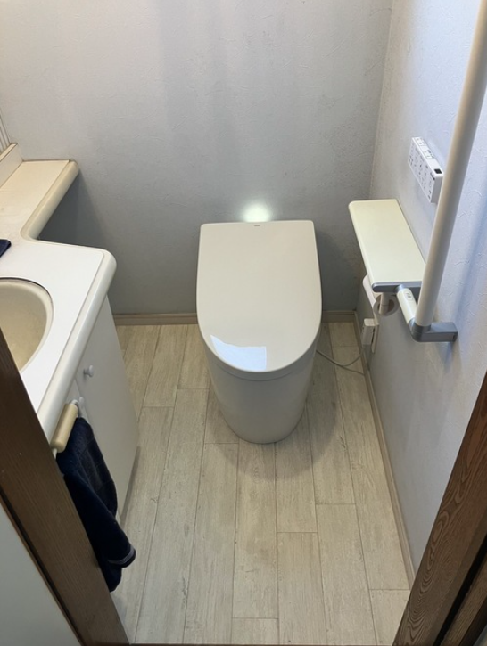 施工後　トイレ