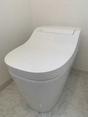 施工後　トイレ