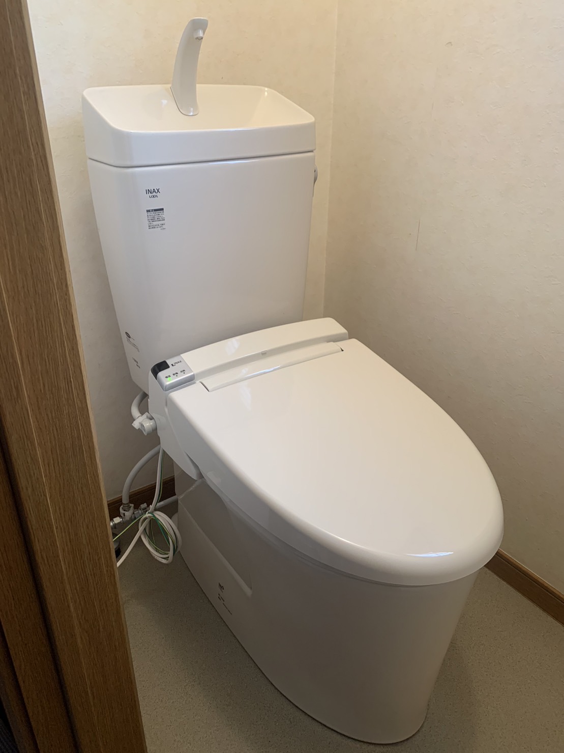 施工前　トイレ