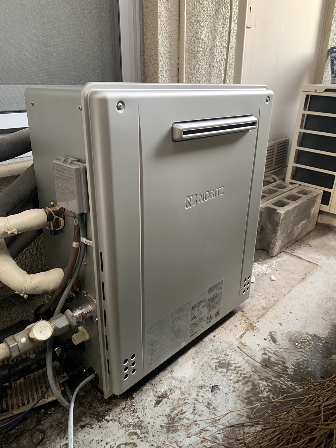 施工後　給湯器