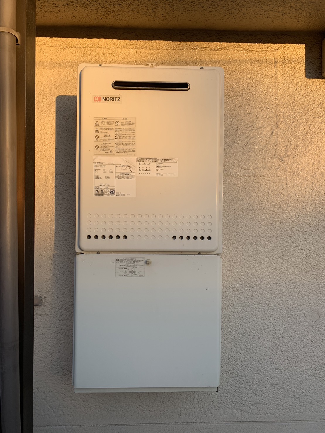 施工前　給湯器