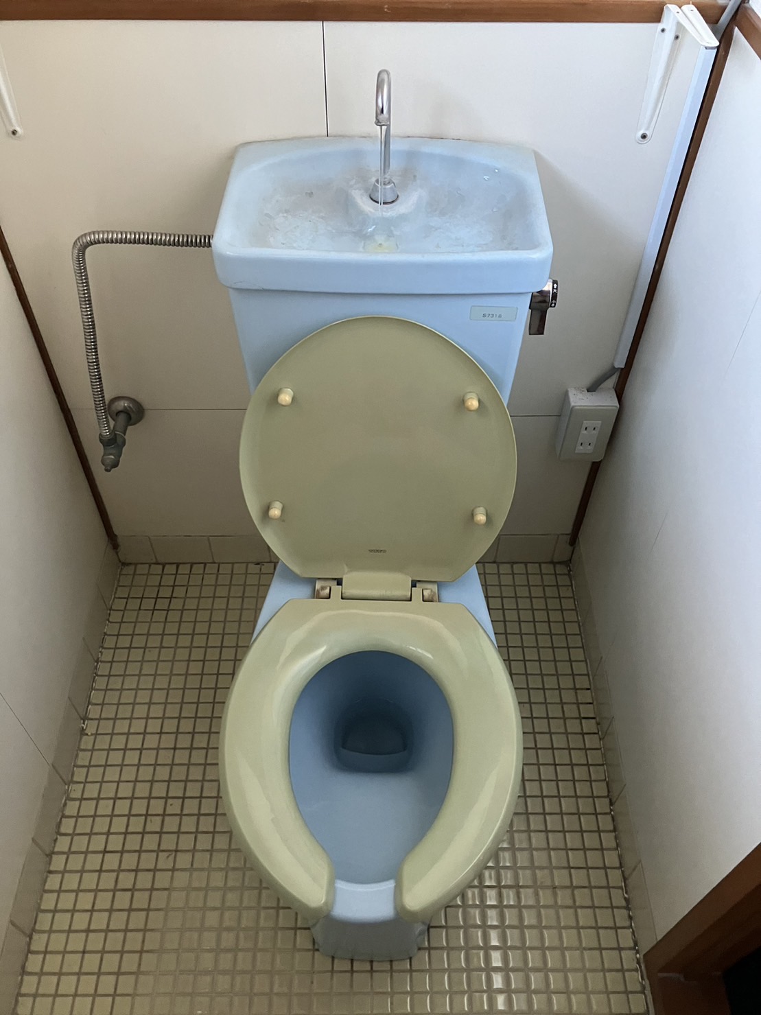 施工前　トイレ