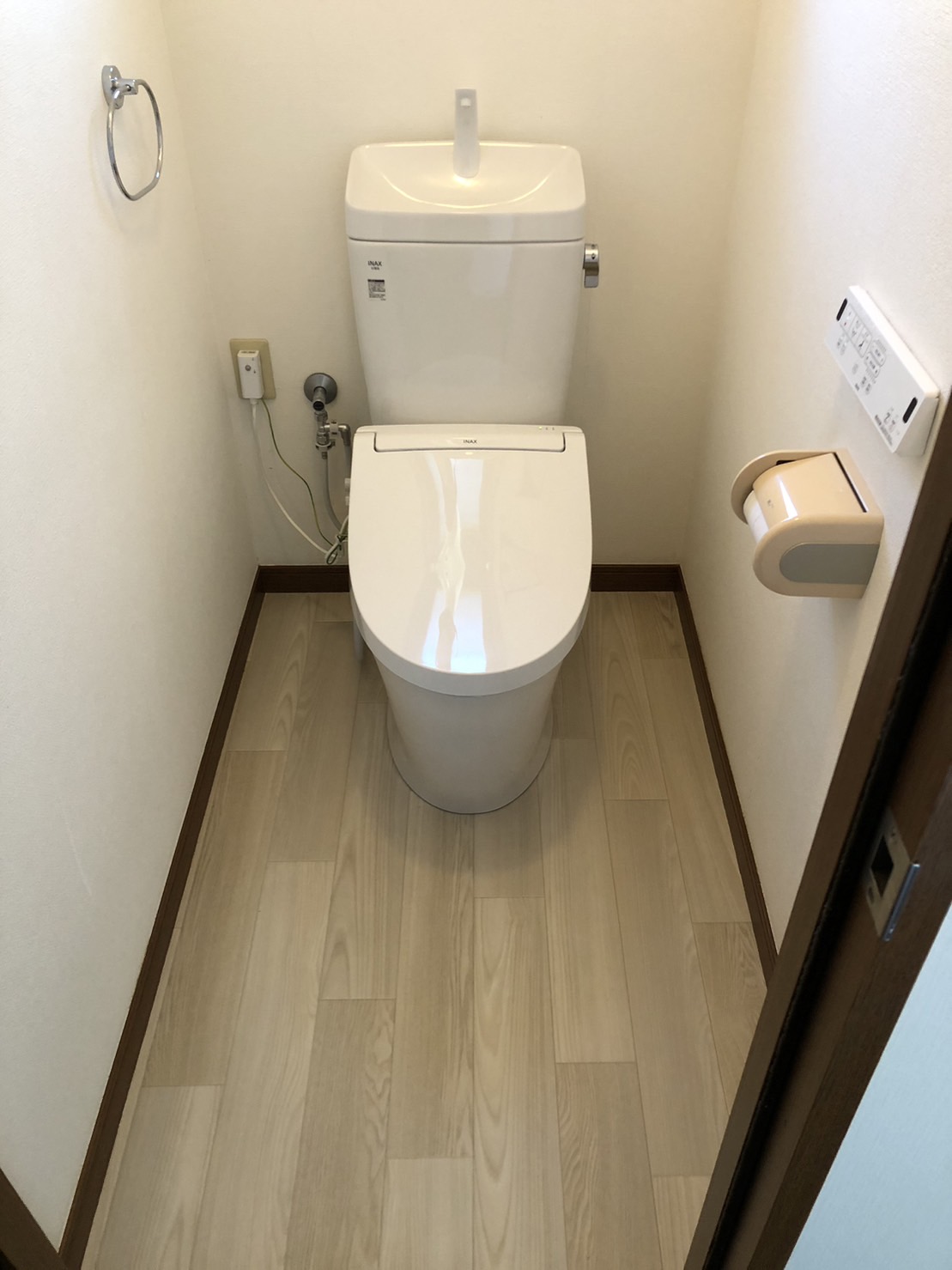 施工後　トイレ