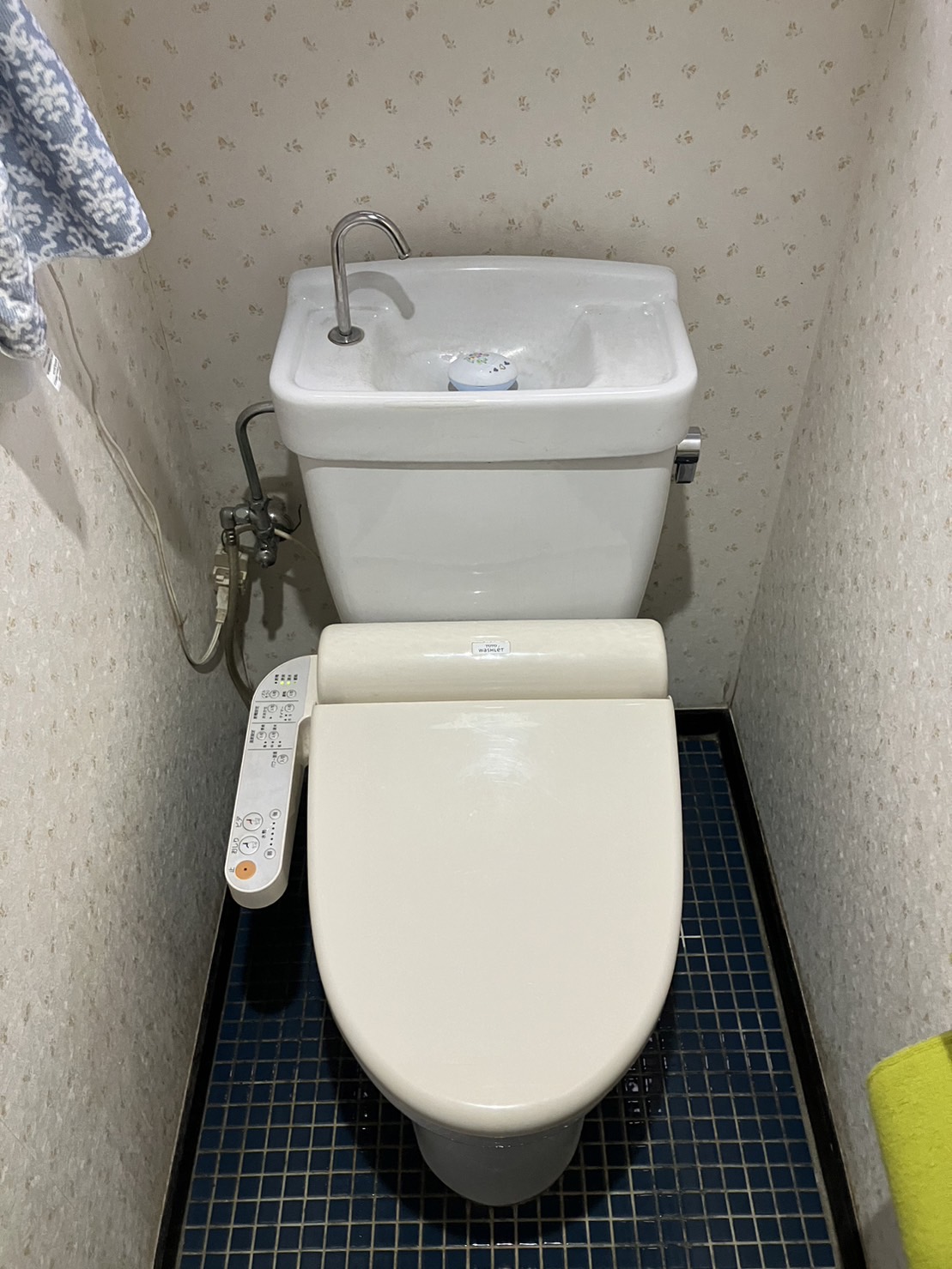 施工前　トイレ