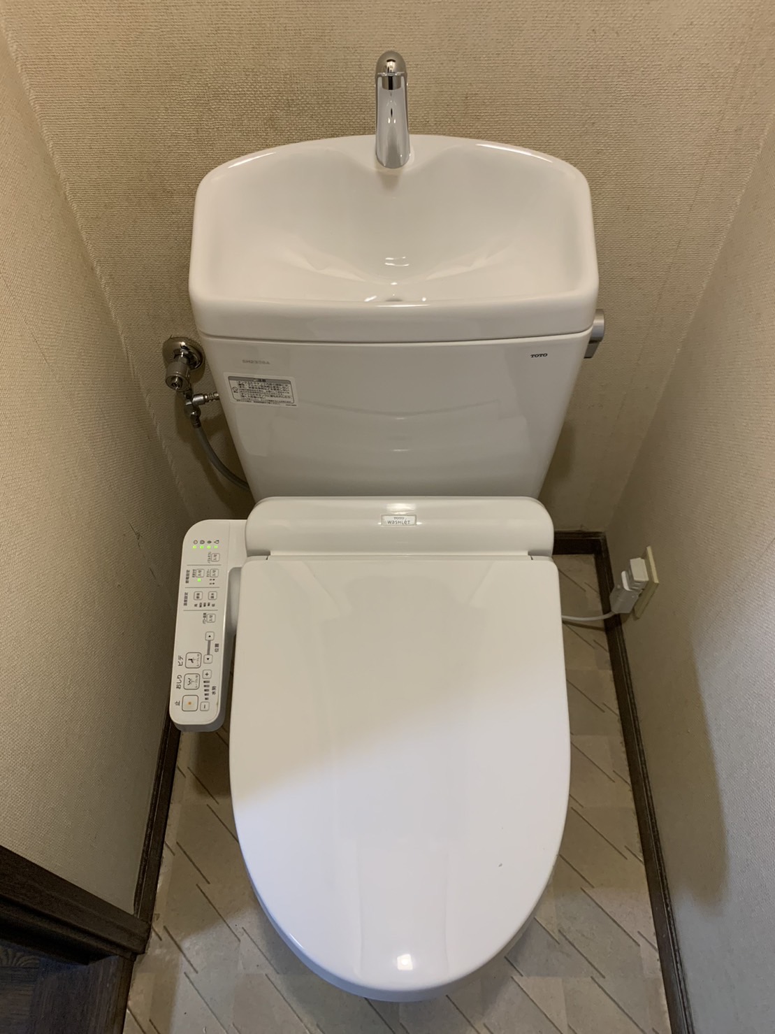 施工後　トイレ