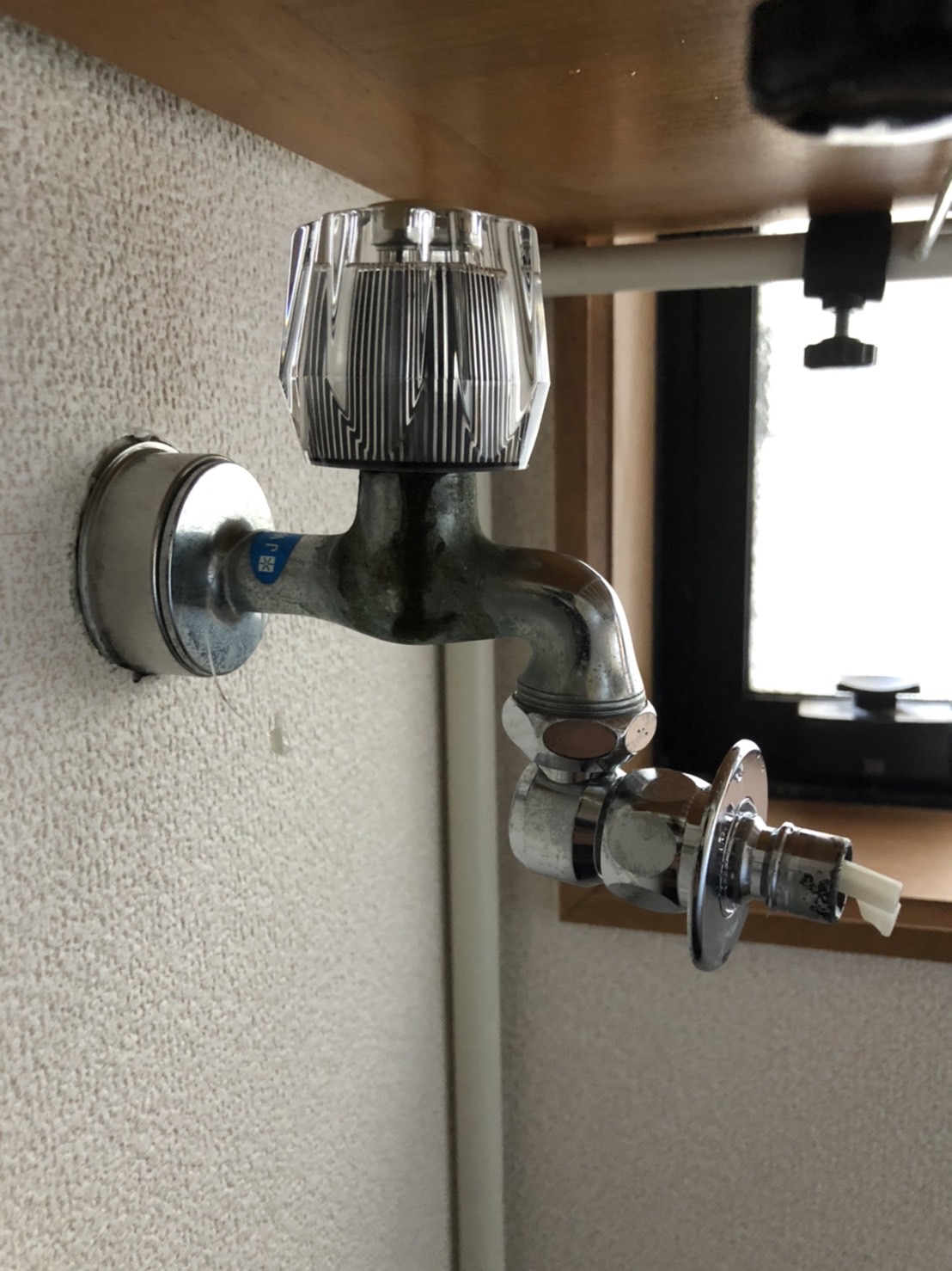 施工前　洗濯水栓