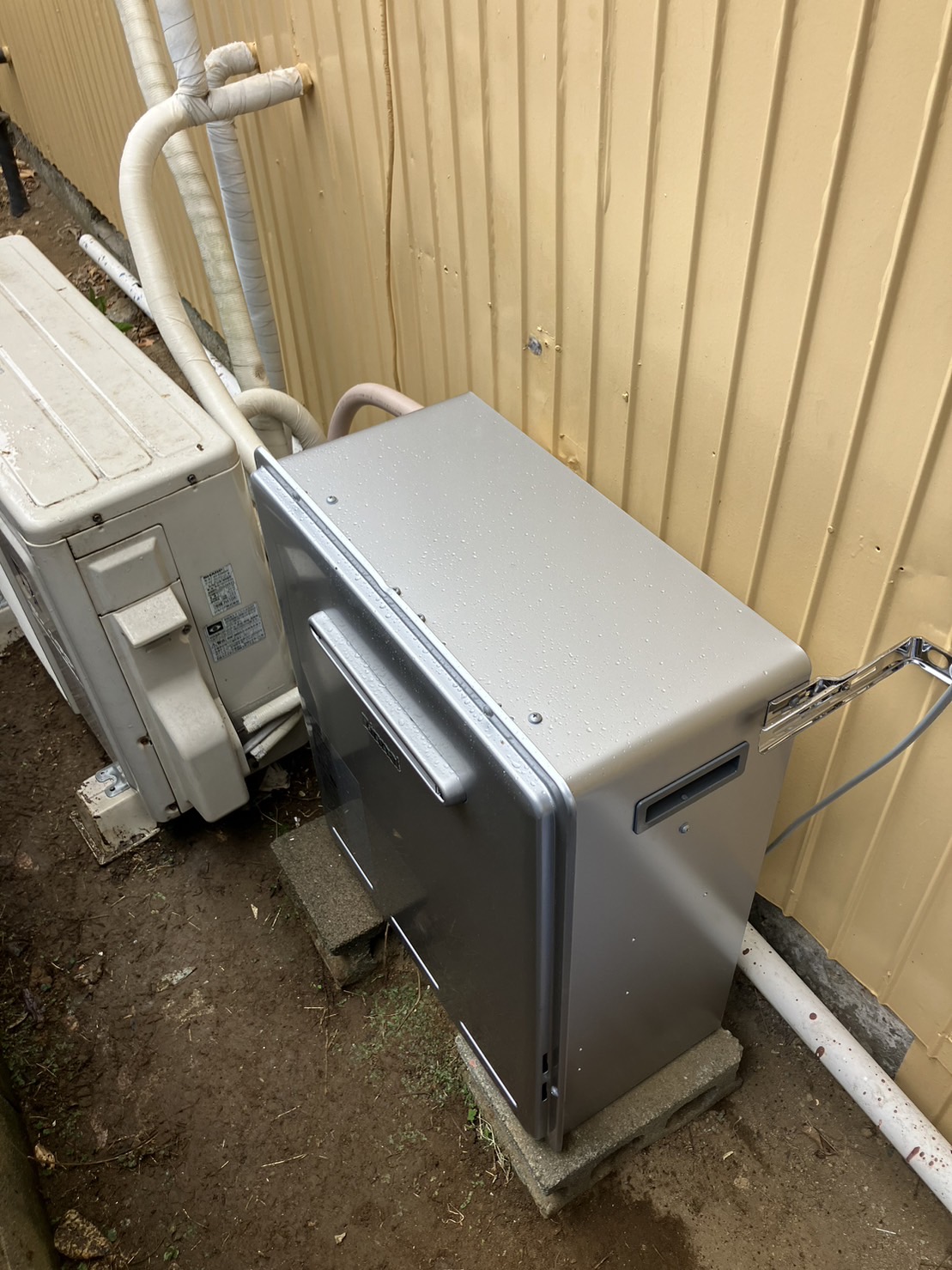 施工後　給湯器