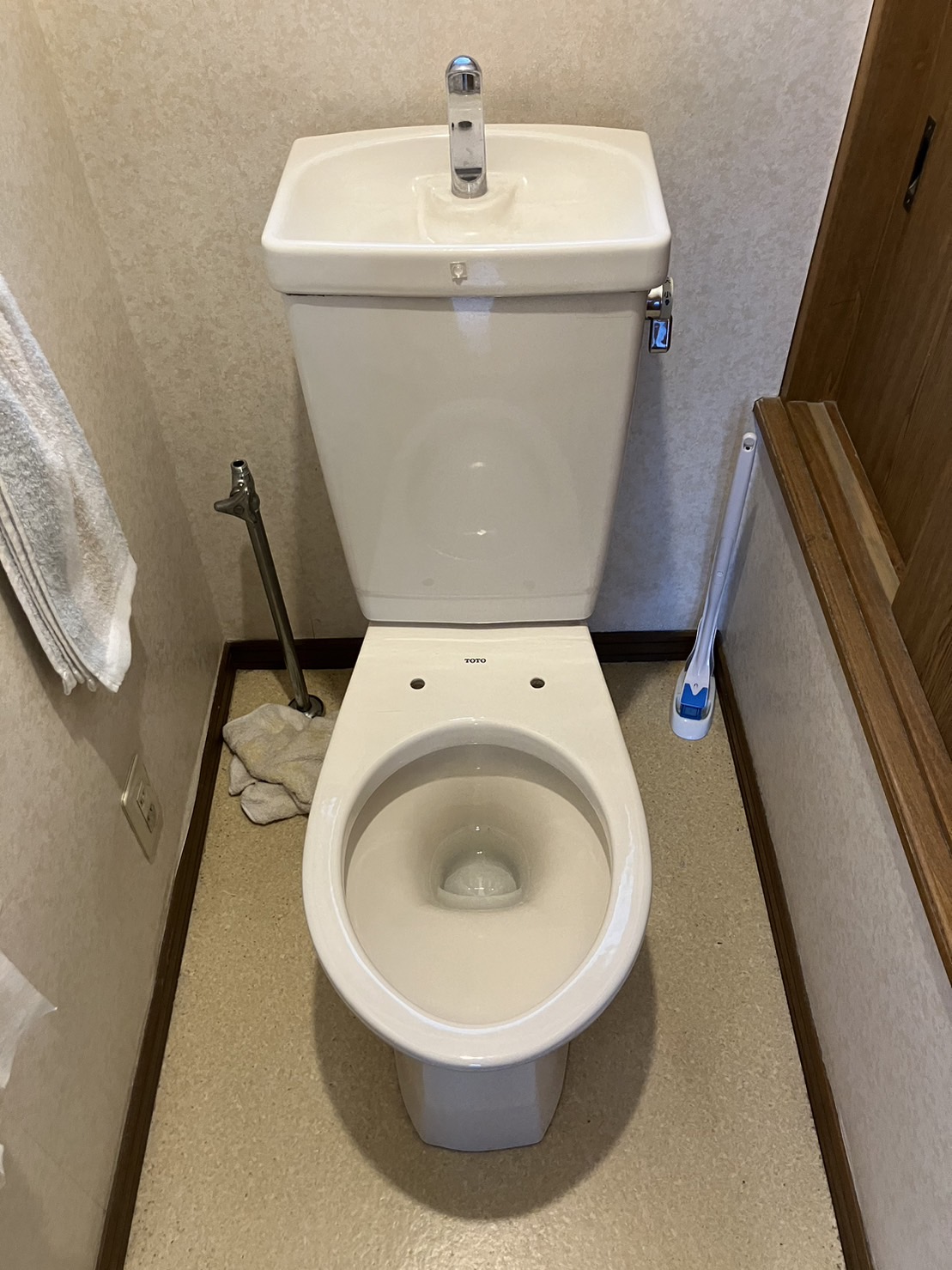 施工前　トイレ