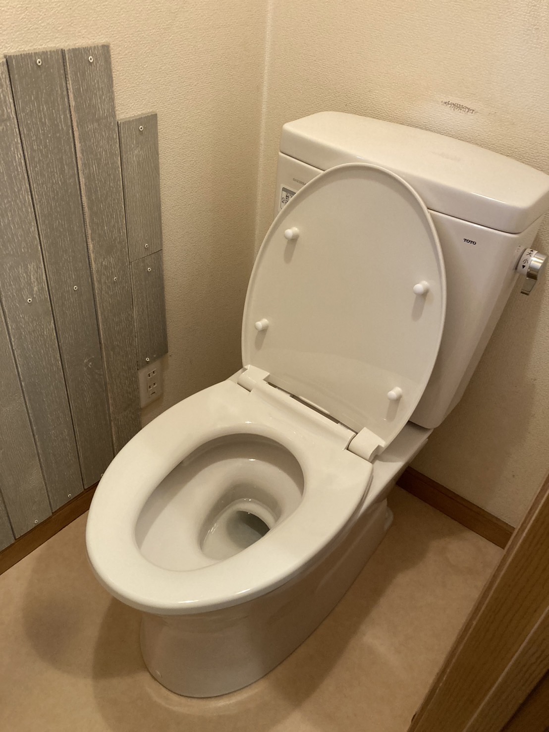 施工後　トイレ