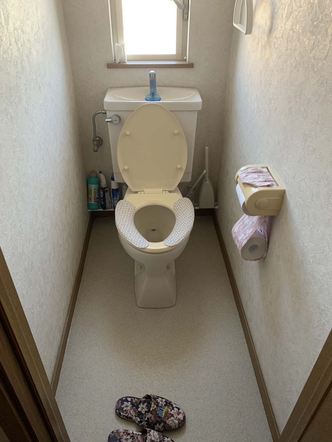 施工前　トイレ