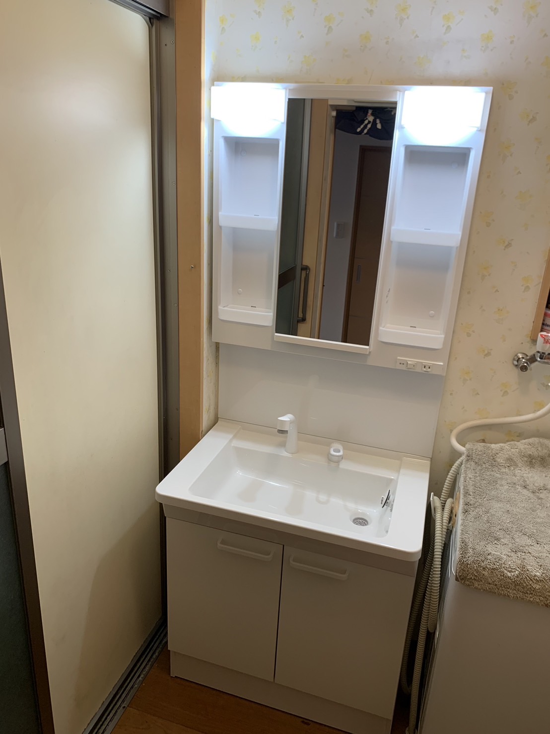 施工後　洗面化粧台