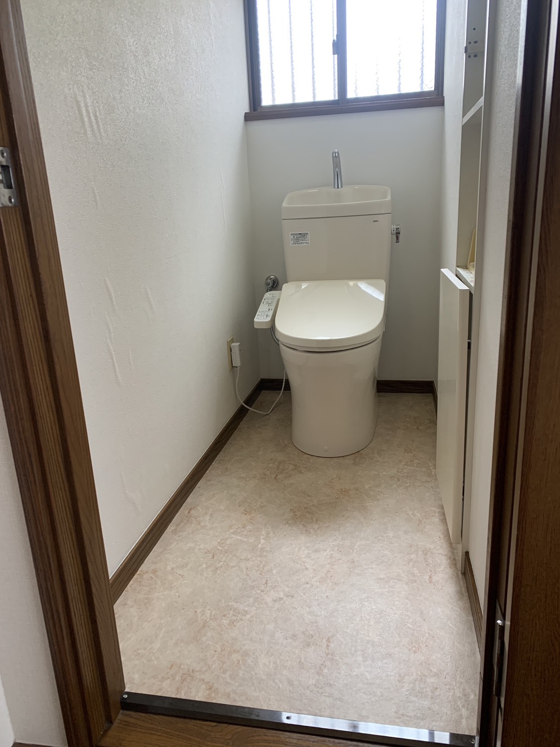 施工後　トイレ