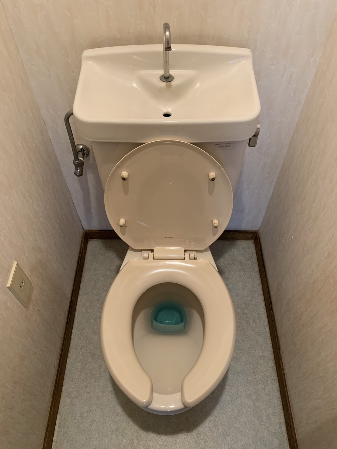 施工前　トイレ