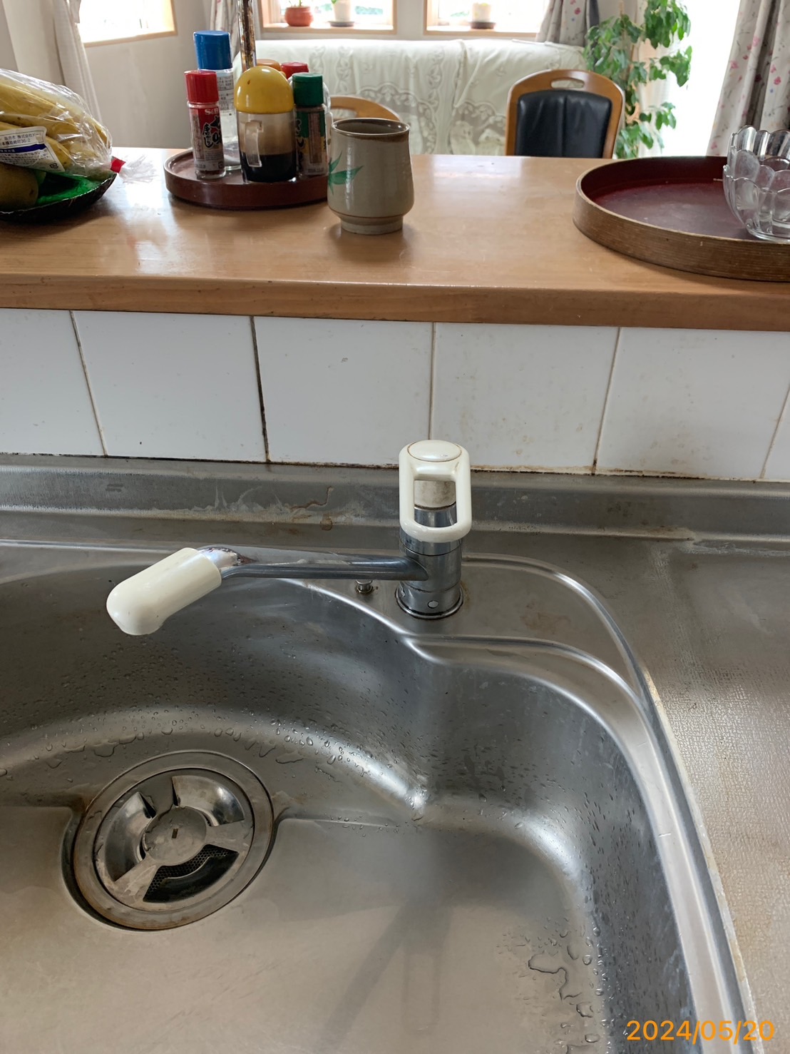 施工前　台所水栓