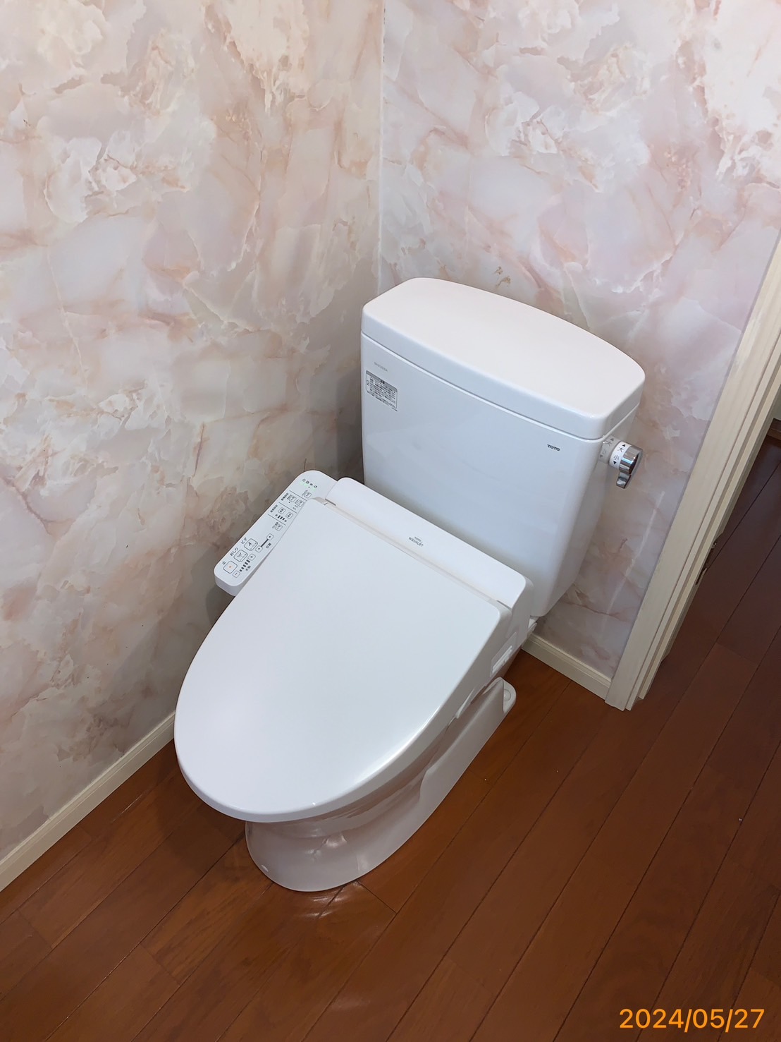 施工後　トイレ