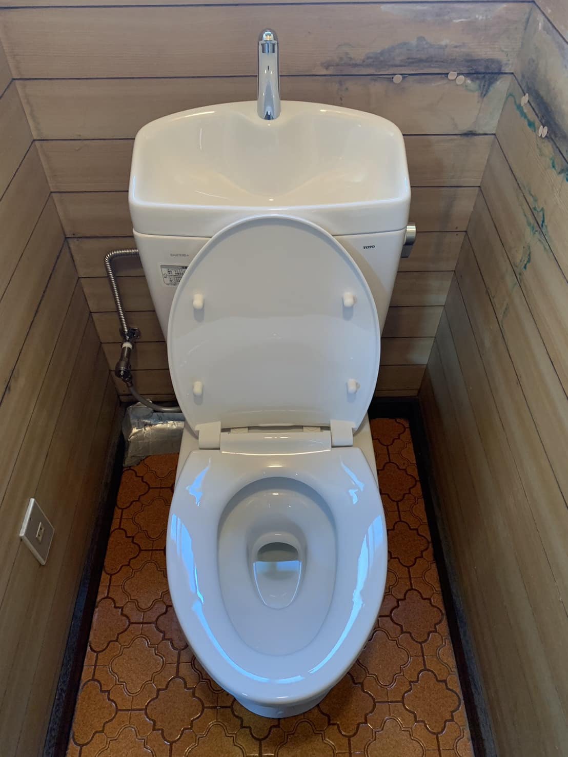 施工後　トイレ