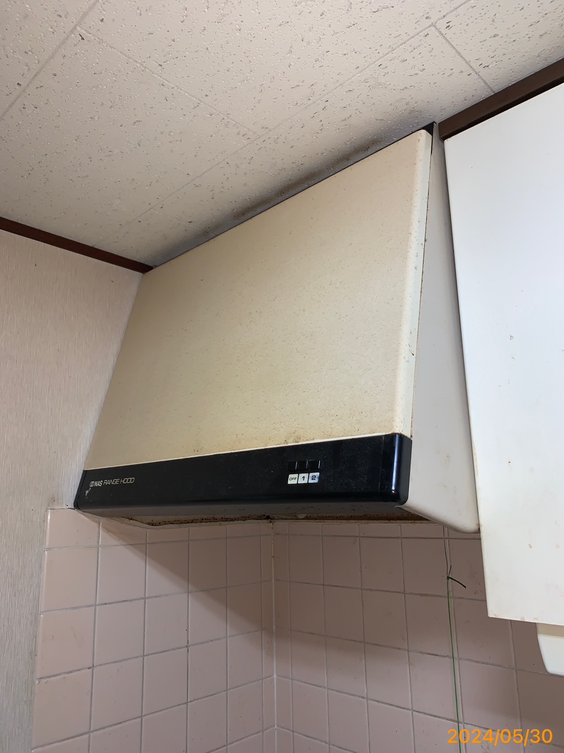 施工前　レンジフード