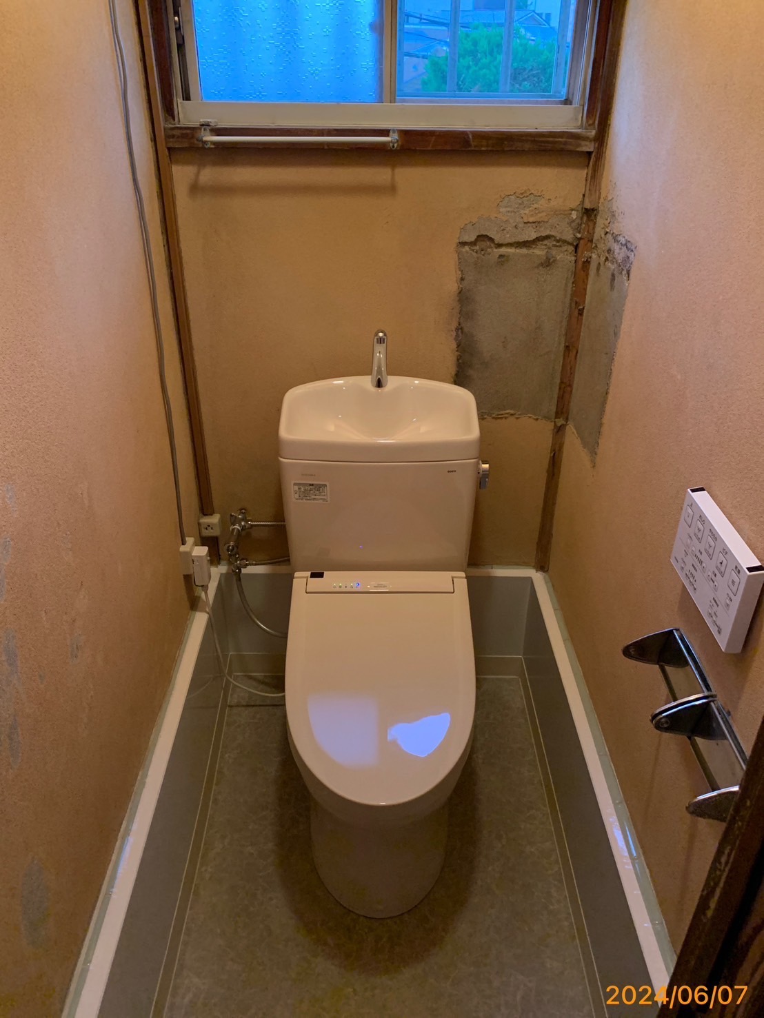 施工後　トイレ