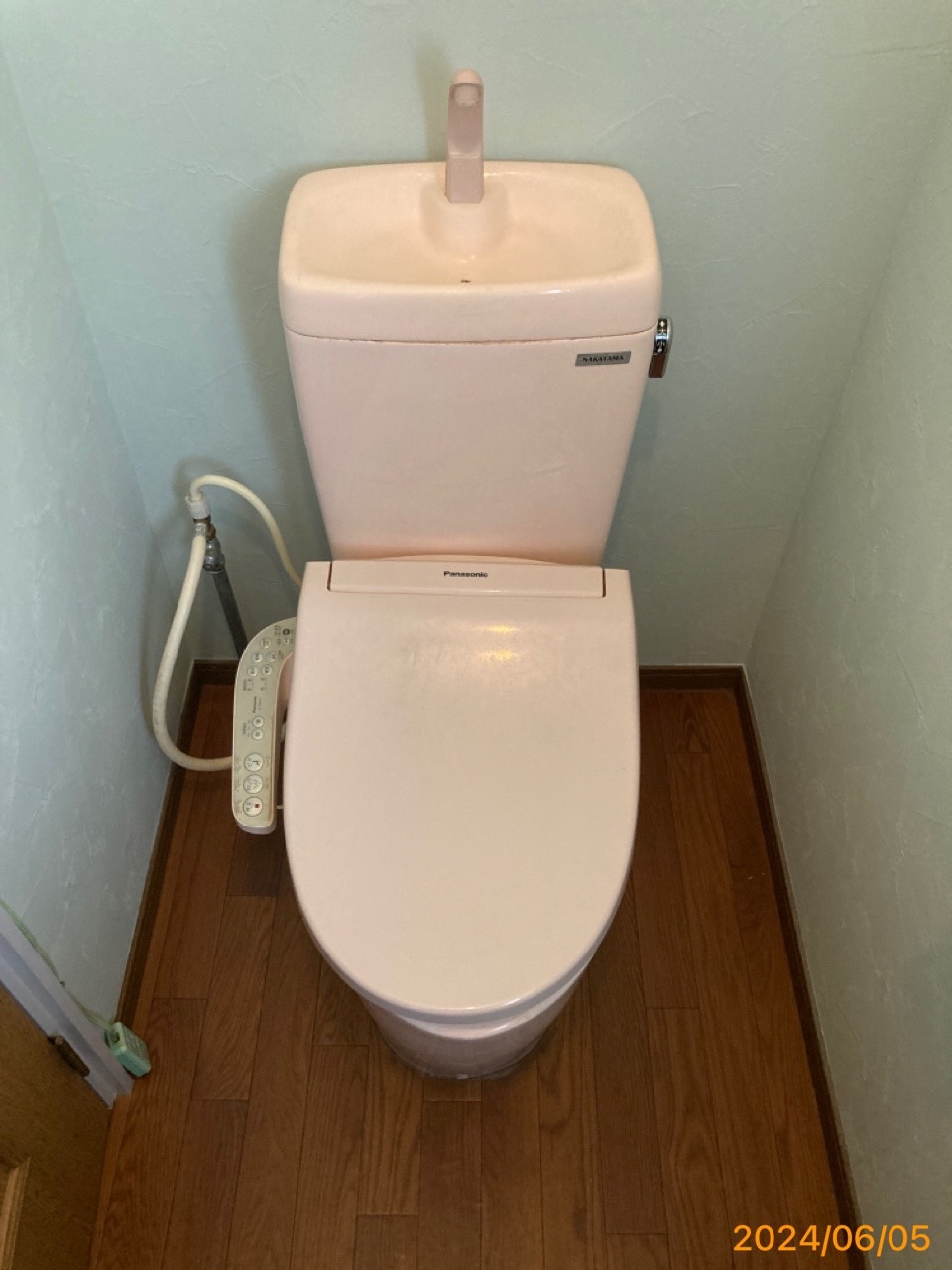 施工前　トイレ